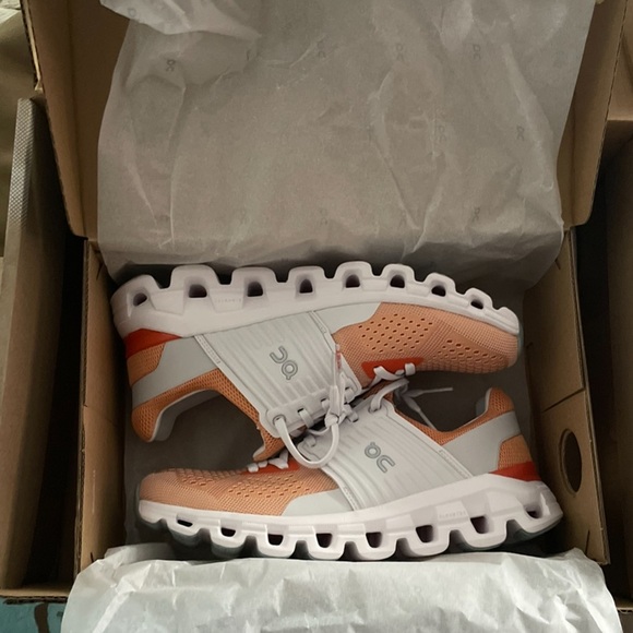 On Running Shoes - ON Running Cloud Womens Shoe